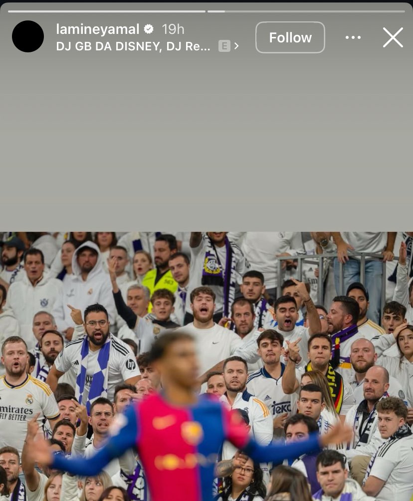 #ElClasico 

Clown😭😭