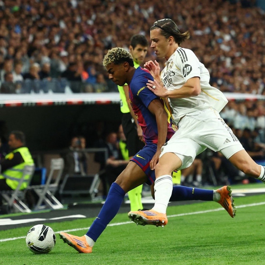 totalcristiano's tweet image. Send Benfica another €20M.