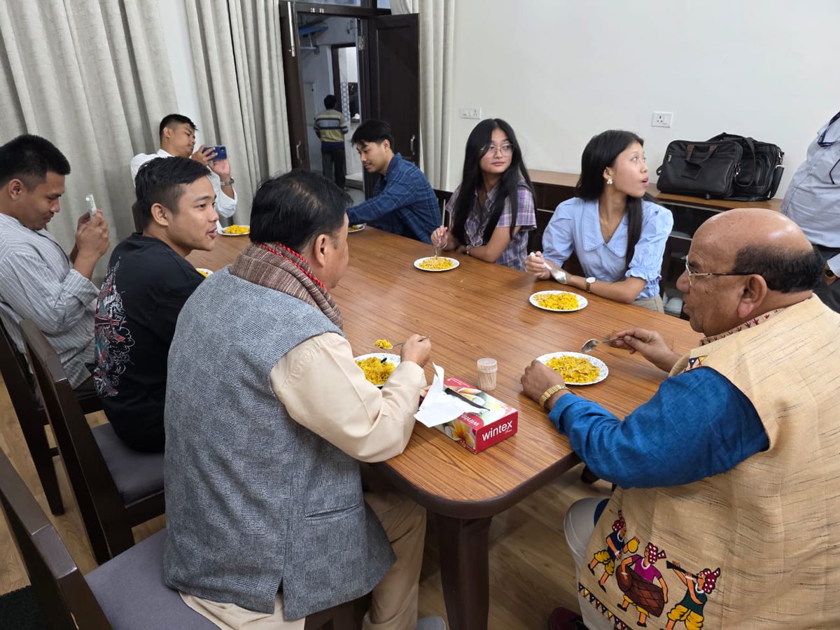 Hon’ble Member NCST Shri <a href="/NirupamChakma4/">Nirupam Chakma</a> met Hon’ble Chairperson Shri <a href="/AntarsinghArya/">Antarsingh Arya</a> along with Delhi Chakma Students’ Union members including President Shri Bipul Chakma.
They discussed key issues concerning tribal students’ education and development.