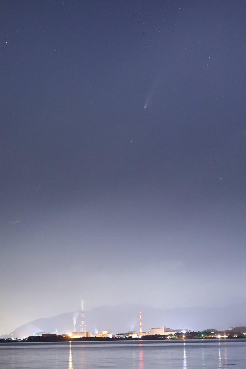 PAL_saiun's tweet photo. 2025.10.24のレモン彗星。
2024.10.20の紫金山アトラス彗星。
2020.07.21のネオワイズ彗星。 https://t.co/l3QAenTiyv