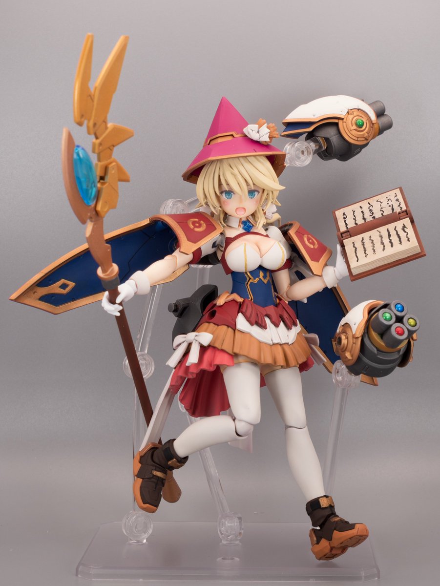 #30MS
フィリア・アルカナ(Philia Arcana)
幼人族で外見16歳、実年齢216歳の魔導師。幼人族は本来魔力は微弱だが、200年の知識と技術を注いだ自作の魔導具を駆使して戦う異端の魔導師。
「わしが心血注いだかわいい子達、手伝っておくれ!!」
(1/5)