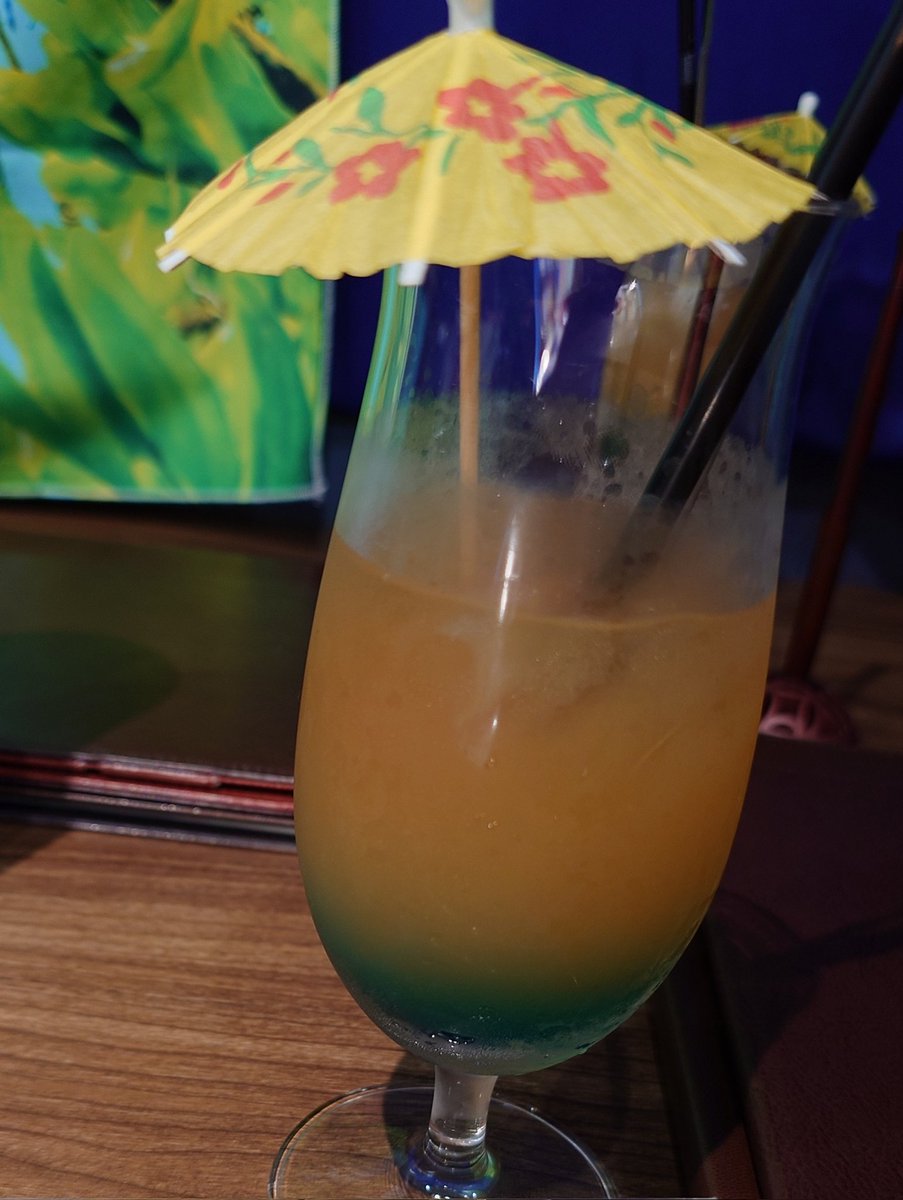 演じるミステリー vol.1 ガイド 小栗さん

人生初モルディブ〜🏝️🏄️
タイトルにもある通り、所謂マダミスとはまた違った趣向の「演じるミステリー」でした

読み合わせたくさん！楽しい！🥳
マダミス苦手だけど推理は好きって人にもオススメ💡

みなさまありがとうございました🙌
#迷宮の孤島
#ラビホ