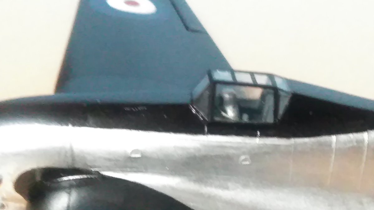 akihikoishida1's tweet image. 1/72 NOVO/FROG ブリストル138Aできました。デカールリキッドを使いましたが国籍マークが半分砕けたのであわてて手書きです。予定にしてないテーマ機でした。😄