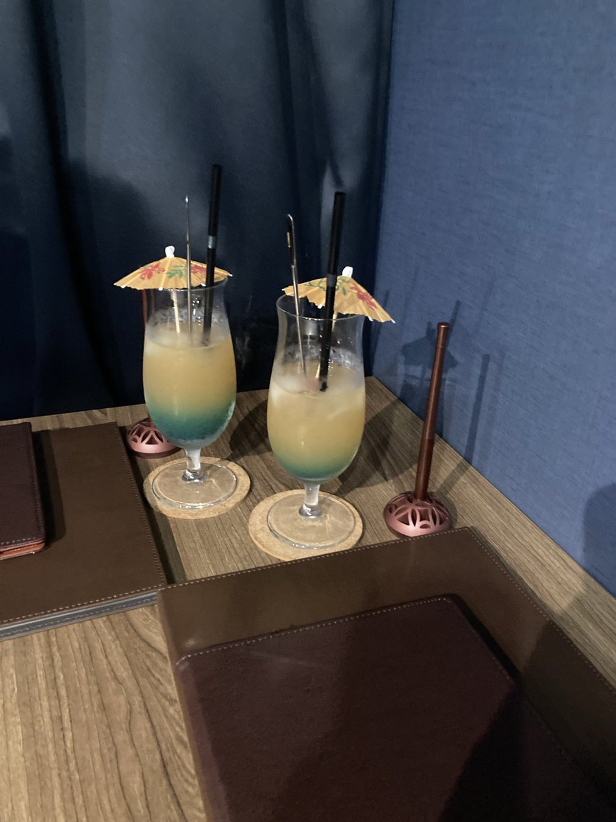 PIXIEDUSTで「迷宮の孤島〜labyrinth islandへようこそ〜」 吉田礼奈で通過しました
ウェルカムドリンクもいただいてモルディブの世界にどっぷり浸れました😆
うーん忙しい！でも楽しい！
GMの小栗さん、同卓してくださった皆様ありがとうございました！

#迷宮の孤島
#ラビホ