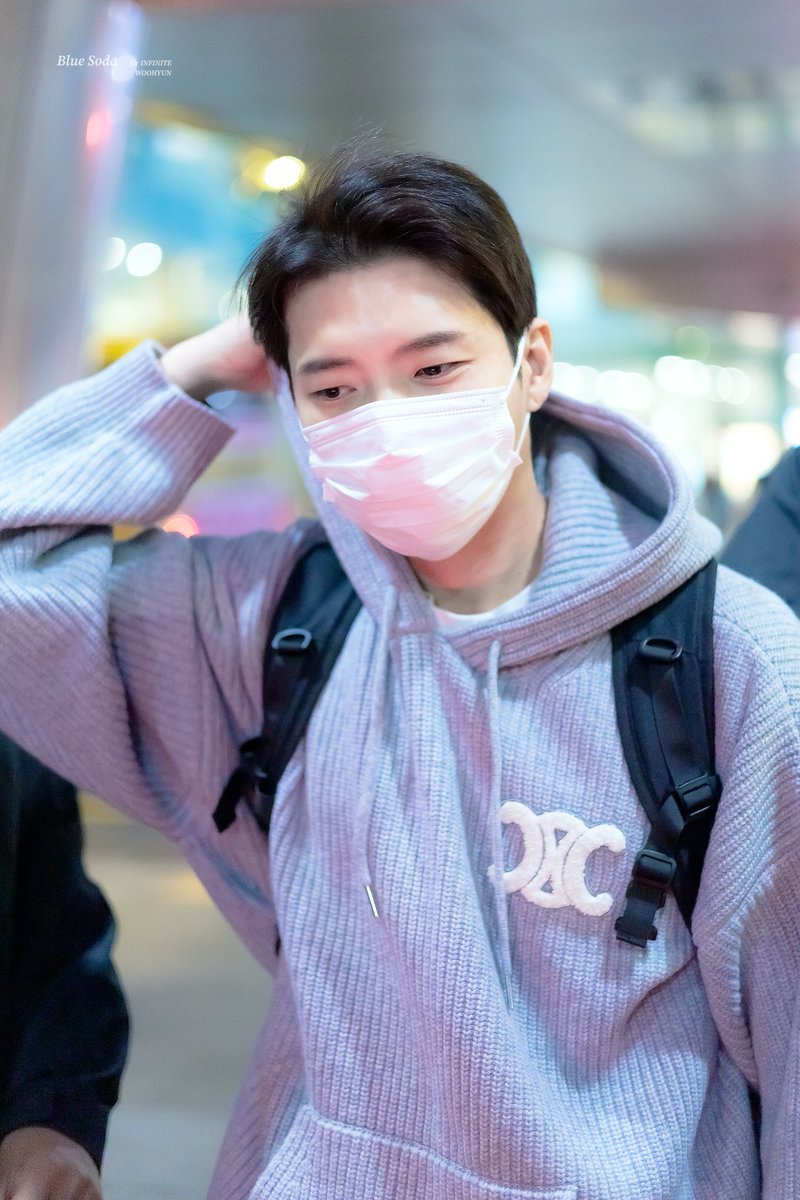 251026 ICN  

짧은 머리 좋당

#남우현 #우현 #인피니트 #INFINITE #NAMWOOHYUN #WOOHYUN