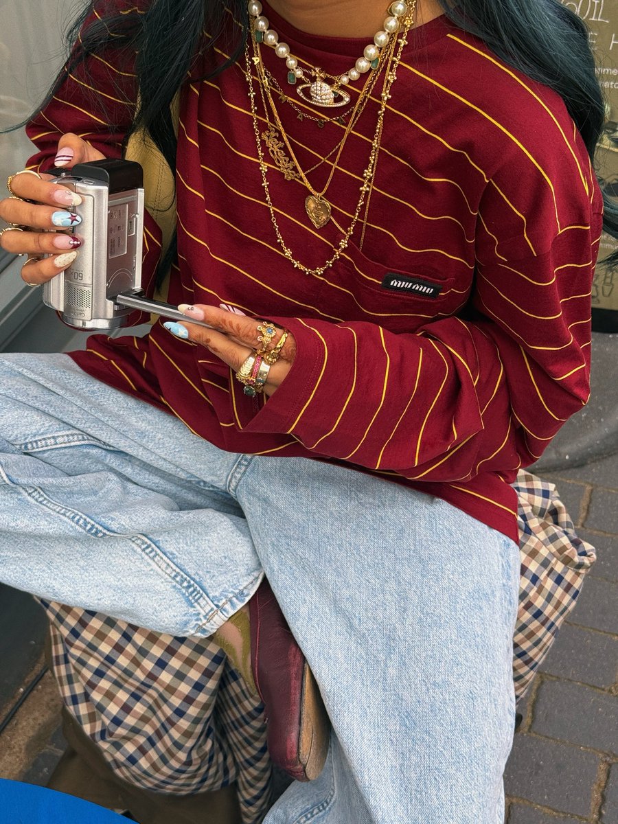 tashteshtish's tweet image. closing out october