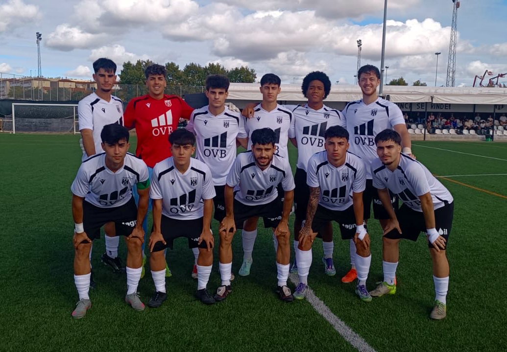 ✅ Victoria del filial en Los Campos de la Federación ‘Miguel Patón’ 🏟️⚪️⚫️

#MéridaPromesas 3-1 <a href="/EmdAceuchal/">E.M.D.  Aceuchal</a> 

🫡 Seguimos sumando, romanos ⚪️⚫️