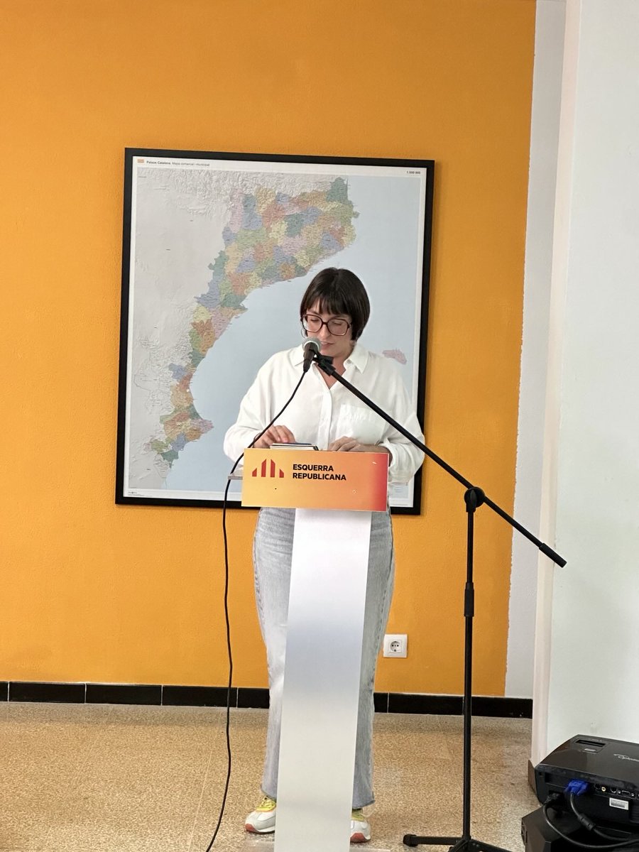 PauVilassar's tweet image. Un nou impuls a Esquerra Republicana de les Illes. Redoblem l'aposta per un sobiranisme desacomplexat, ampli, arrelat, d'esquerres i amb visió de Nació sencera i lliure. Endavant @CarmeGomila @MASureda @maiteponspons i tots els republicans illencs. I gràcies infinites @MateuXuri