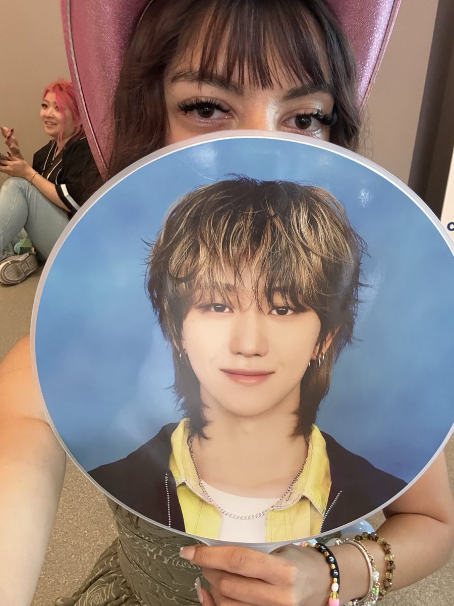 hoonist97's tweet photo. life as a #徐明浩 fan https://t.co/TNypodIvYZ