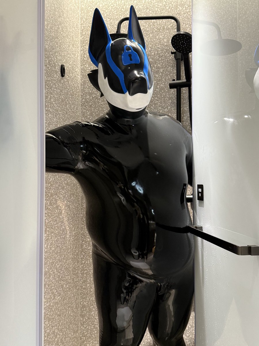 许久没更，更新一下~代表我还活着
📷<a href="/Jeffrey44460499/">THOMSON🐯</a>