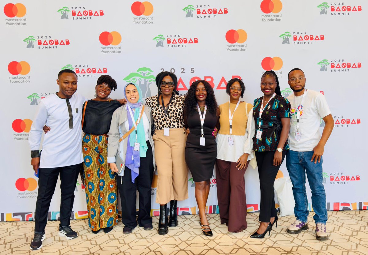 Africa_Oxford's tweet photo. 🌍 The 2025 #BaobabSummit by @MastercardFdn united scholars, alumni, and changemakers worldwide to learn, connect, and co-create solutions to global challenges.

Read our scholars’ in the article: https://t.co/OqEoGvjY56 

#Leadership #Impact #Community https://t.co/PUhmv6EMb5