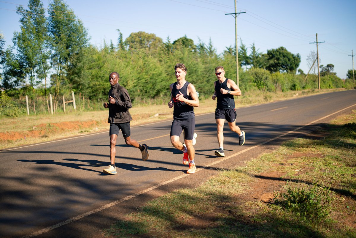 KenyaCamp_iten's tweet image. Ever heard of Moiben Road, Kenya?
It’s a 21–26 km ribbon of tarmac between Iten &amp;amp; Eldoret — the unofficial tempo-run HQ of the world’s fastest marathoners.
kenya-camp.com/post/moiben-ro…

#MoibenRoad #ItenKenya #Running #MarathonTraining #KenyanRunning