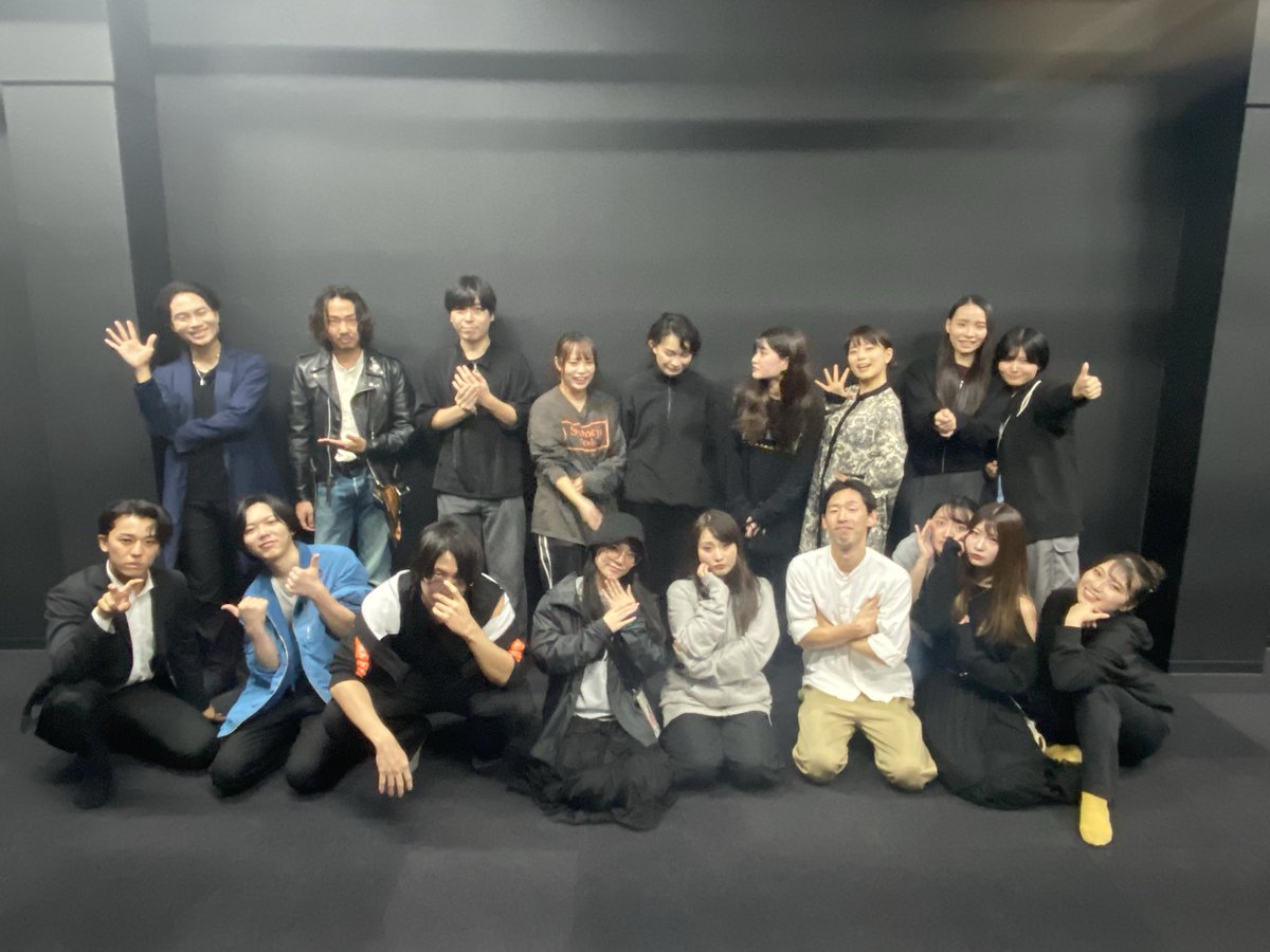 ドレリハでした🦚
明日最終調整をして水曜日劇場入りです。

｢サマーウォーズ｣や「君の名は」が好きな人は好きだと思います。
心温まる作品が好きです。
元気がない時や下を向いている時
作品を見て前を向くことが多いです。
自分の作品で誰かの人生を変えます。
とまでの大口は叩けませんが、