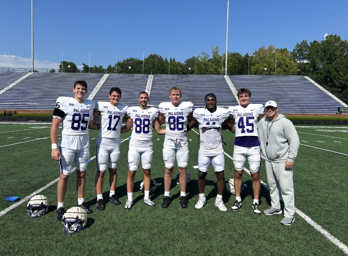 #NationalTightEndDay

This group right here is building on the great tradition of Tight Ends at Furman University. Standards are always high. 

A day of recognition for these tight ends.