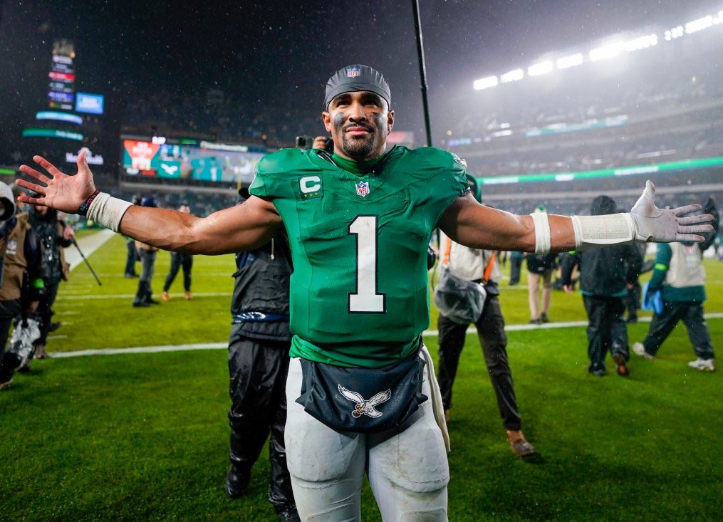 Talkin215's tweet image. This is the official GO BIRDS checkpoint. If you scroll by this post, you must reply GO BIRDS!