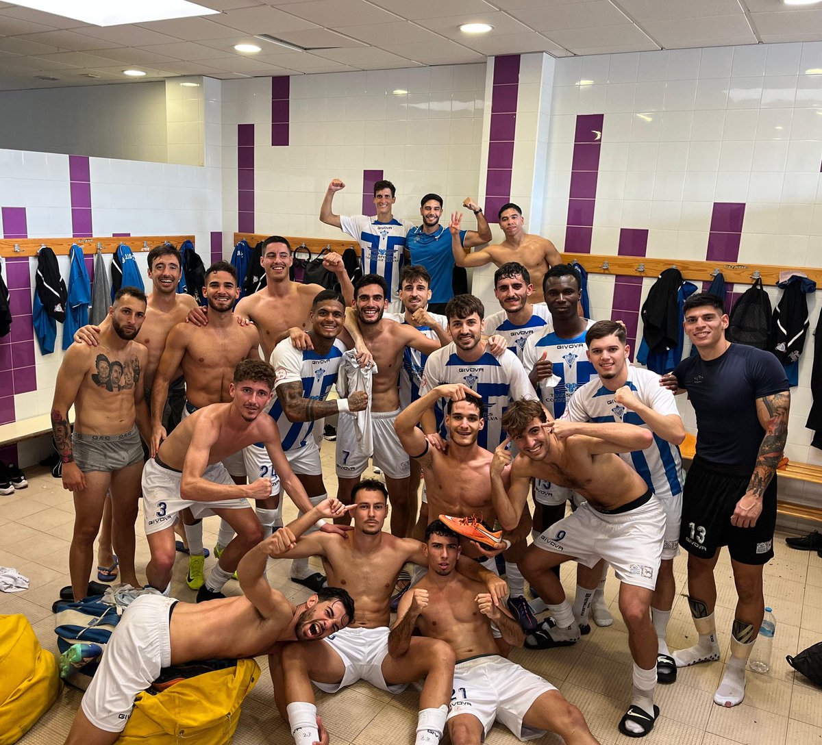 😉 Resumen del #SanRoqueBollullos:

3⃣ nuevos puntos.
⛔ Portería imbatida.
💯 ¡Líderes!

#VamosMiBollullos