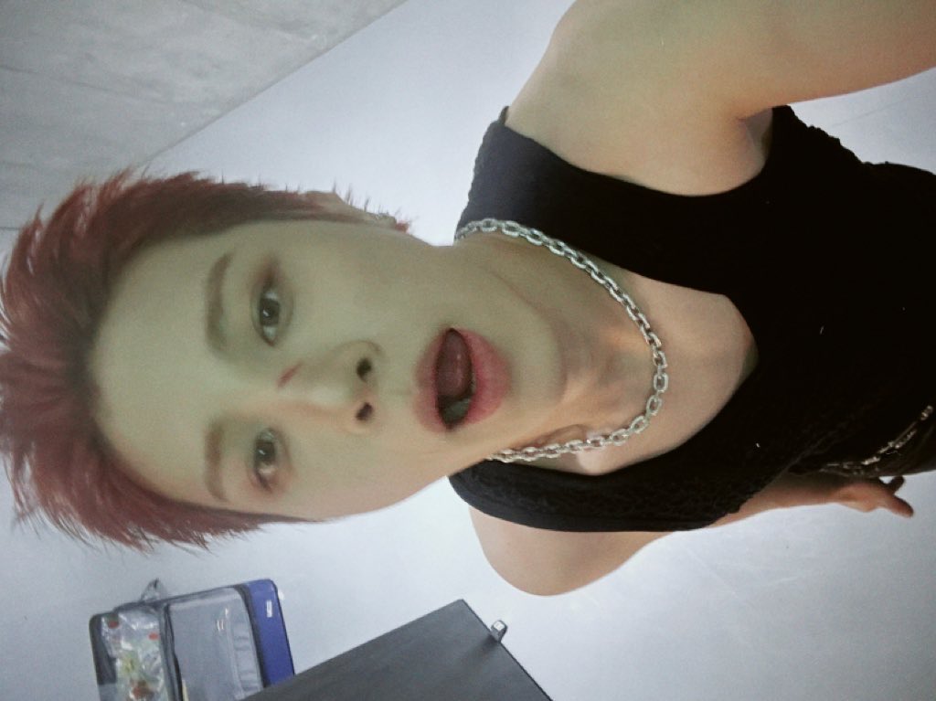 얼짱각도셀카씹나좋아……………………