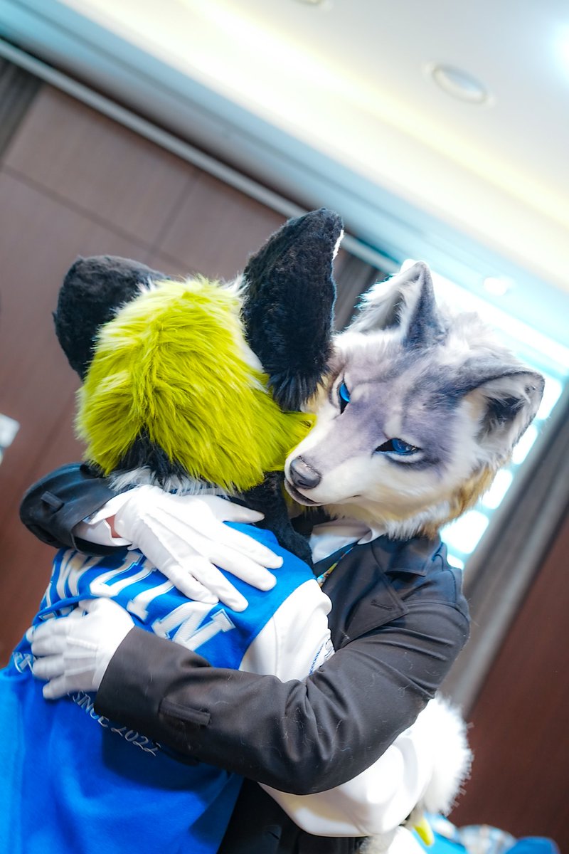 "하아~ 여기 오길 너무 잘했어☺️
죽어도 좋아😍"
🐺<a href="/Shane_Fur/">셰인 Shane 🔜Infurnity2025</a> 
📷<a href="/ETHEN7364/">ETHEN(에덴) 🔜 Levybucks 🔜 FURST CLASS</a>
#FursuitEveryday #fursuit #furry
#퍼레이드2025 #FURRAID2025