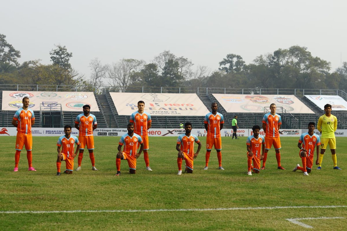 Interestingly, there are 3 Serbians on the field tonight for #FCGJFC encounter.

Last time I remember a host of 'Serbian Syndicates' in a match was when the OGs Chennai City FC took on Real Kashmir in an #ILeague game back in 2020.

Can you name 'em all? Winner gets a shoutout!