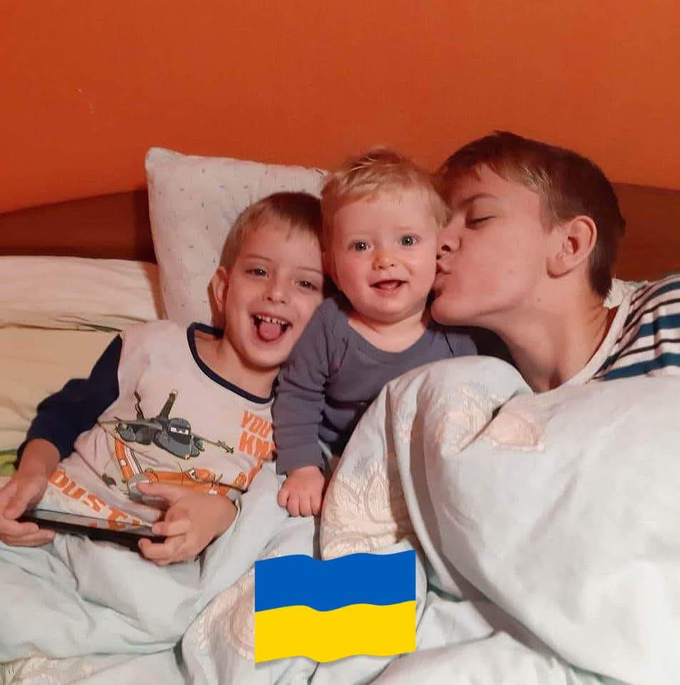 A catastrophic emergency — we urgently need money for food and baby formula!
Please, help if you can!

💛 PayPal / e-transfer: veteran54brigade@gmail.com