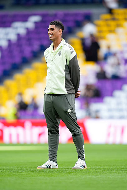 BaloumiMilano's tweet photo. Jude Bellingham
#ElClasico #RealMadrid #RealmadridBarca https://t.co/m0IGiWLG1Q