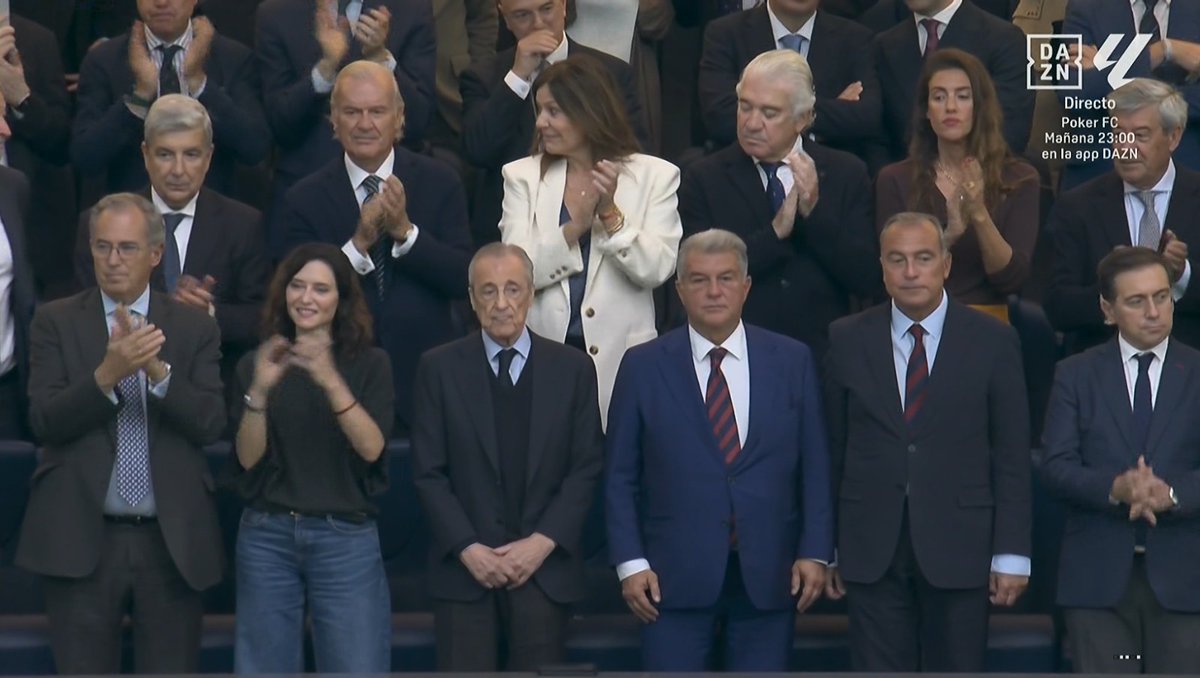 Palco del Santiago Bernabéu. Todo listo para #ElClásico