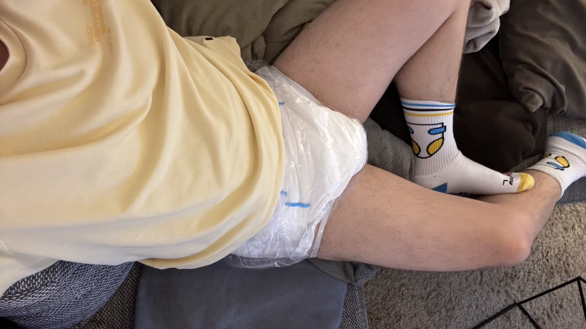 Padded vlog // more often padded tweet media