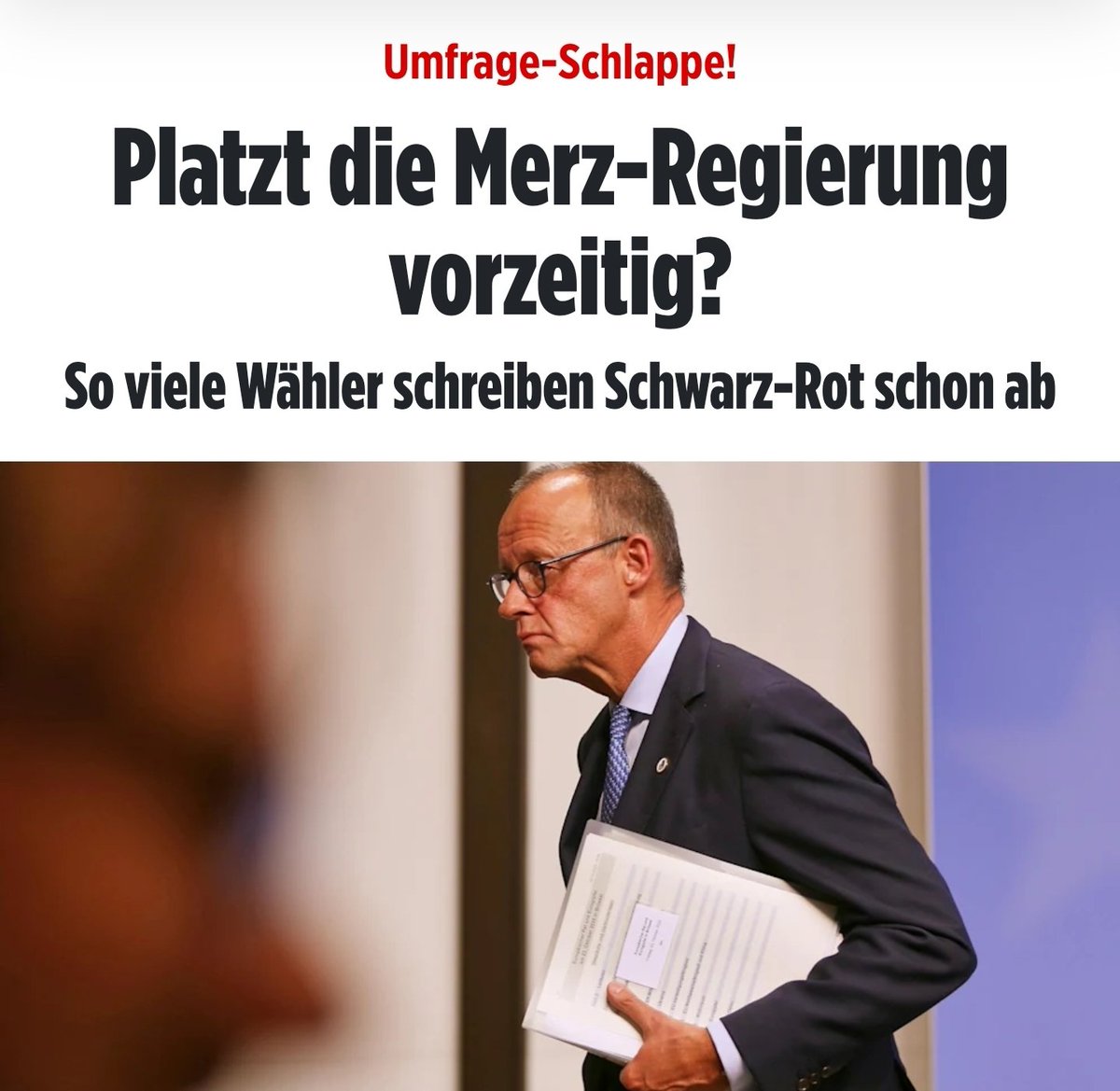 DrLuetke's tweet image. Für #Neuwahlen wäre es jetzt zu früh.
Dieses Gruselkabinett soll "Unsere Demokratie" erst komplett abwirtschaften.
Andernfalls schieben sie die Schuld auf andere und der deutsche Steuertrottel begreift es nicht.
Vorwärts in den Untergang!