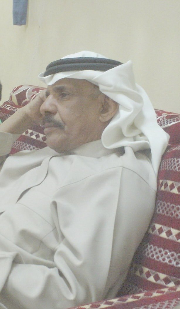 *انتقل إلى رحمة الله تعالى*
عبدالله بن ناصر بن محمد الرحياني (أبورياض) .. (مدير الهاتف السعودي سابقآ) .. إخوانه (محمد ويحيى رحمهما الله) وابراهيم .. أبناؤه (رياض-وليد-أحمد-بدر-أنس) .. (والعزاء في المقبرة فقط) في المسار رقم (1)*
*وستقام الصلاة عليه بإذن الله (عصر غدٍ الاثنين في