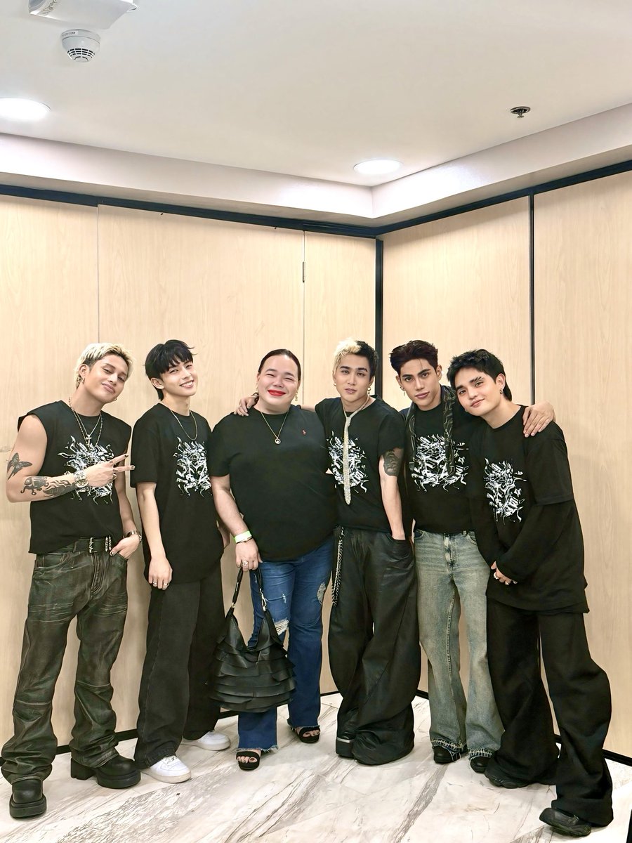 darlasauler's tweet photo. Happy 7th anniversary @SB19Official! Immensely proud of you, and cheering for you since the very beginning mahalima! ♡ @justintdedios @felipsuperior @JoshCullen_s @stellajero_ & @imszmc! Can't wait to see you soar higher, and bring endless pride to the 🇵🇭! As always, thanks @yanidedios ♡ i love you guys for life! ♡