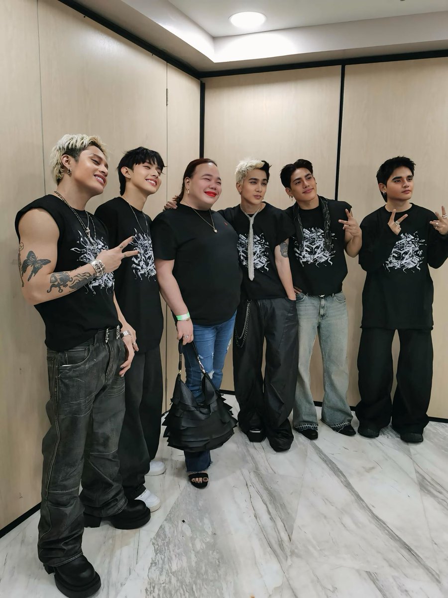 darlasauler's tweet photo. Happy 7th anniversary @SB19Official! Immensely proud of you, and cheering for you since the very beginning mahalima! ♡ @justintdedios @felipsuperior @JoshCullen_s @stellajero_ & @imszmc! Can't wait to see you soar higher, and bring endless pride to the 🇵🇭! As always, thanks @yanidedios ♡ i love you guys for life! ♡