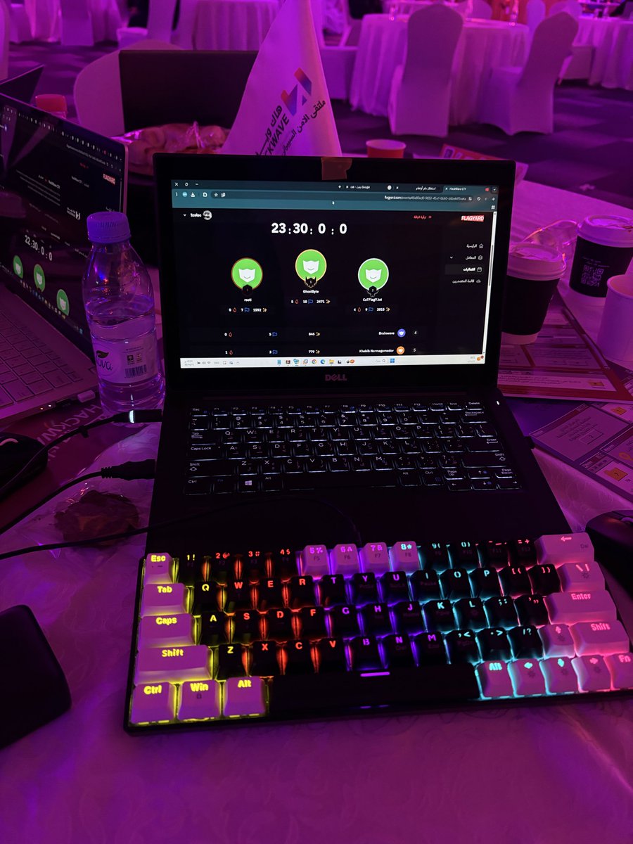 farah🧜🏼‍♀️🌟 tweet media