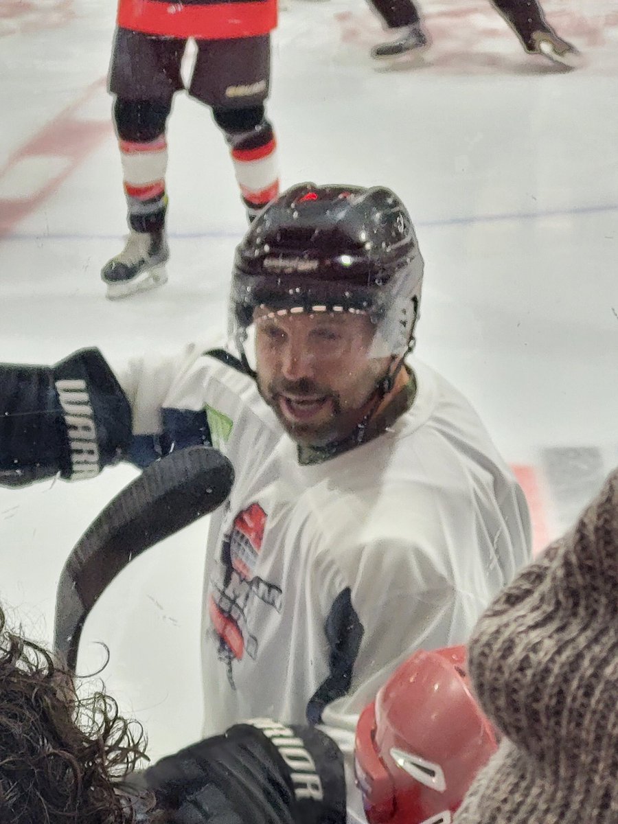 aiddecethy's tweet image. Thank you to the organizers of the Jamie Bramburger Fall Classic...what a night at the PMC. Great to see @PJStock28 again, let's not wait another 30 years before you come back to town!!