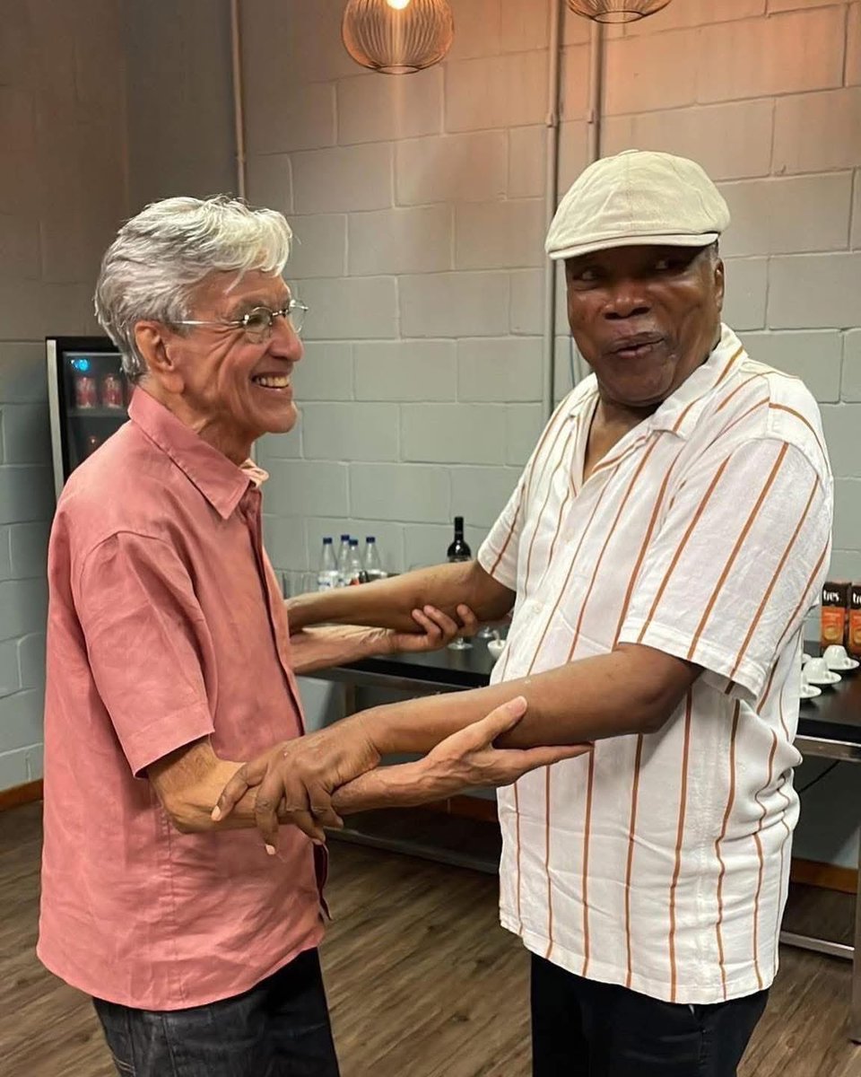 Caetano Veloso tweet media