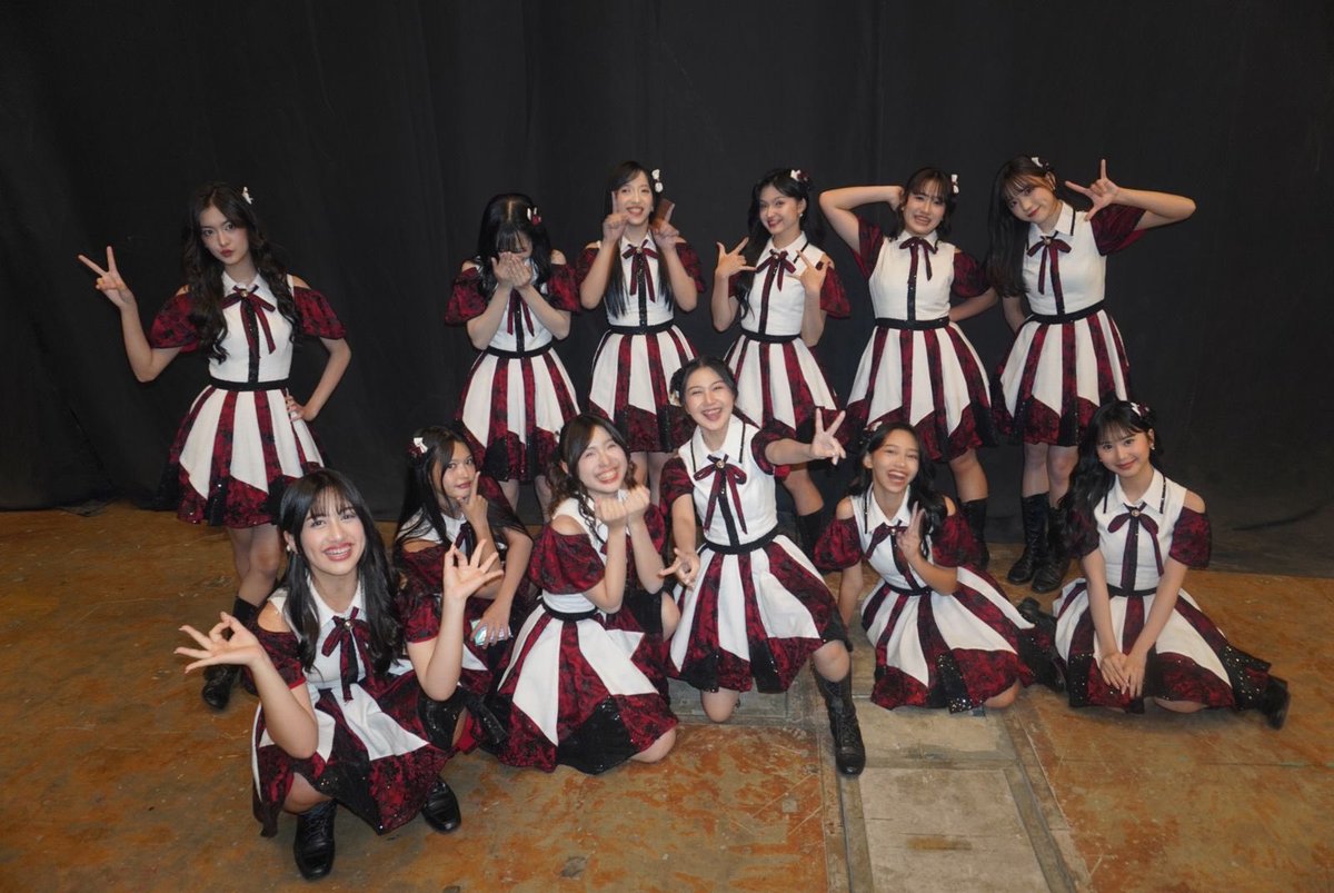 Michie_JKT48's tweet image. weeeee backkkkkkkk