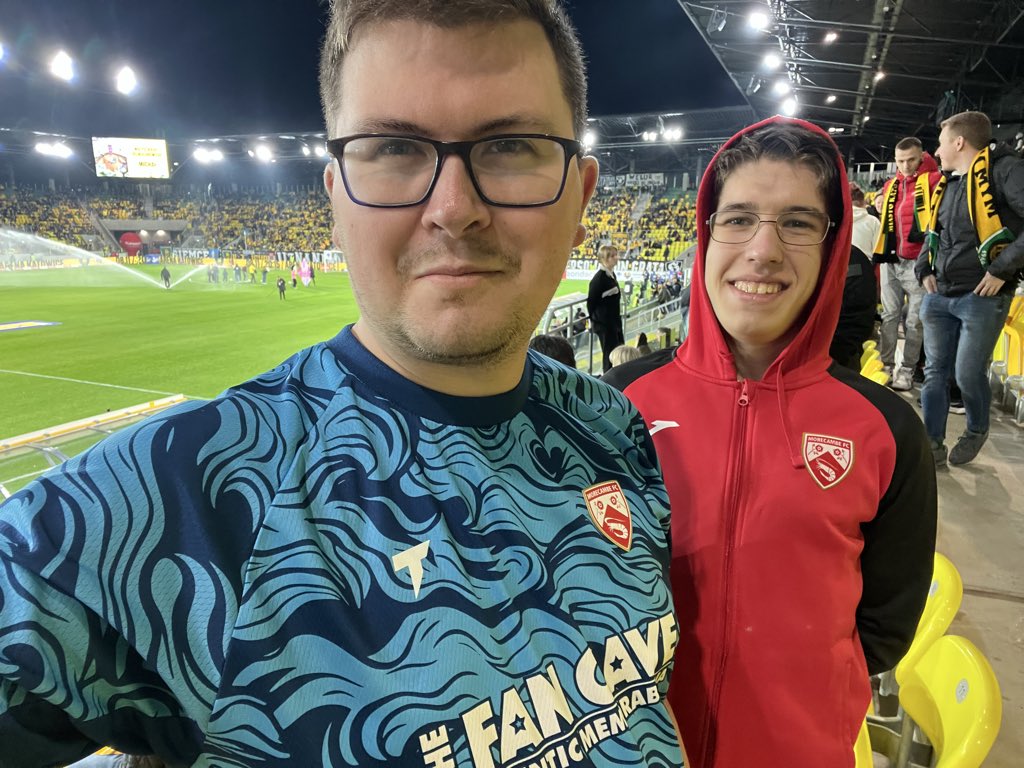 VaniaMorozov15's tweet image. I had the privilege of having you here in Poland, I hope you were able to feel as at home as I did in UK! 

You&apos;re always welcomed back here mate!

See you soon, hopefully in Kyiv! 🦐 @james_main1