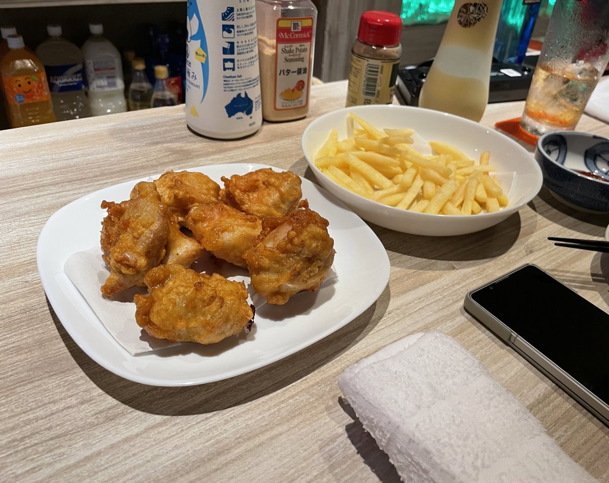 Restさん
盃さん
あげモンさん
ご馳走様でしたぁ！！

あっくん、あなるん、ありがとう♪