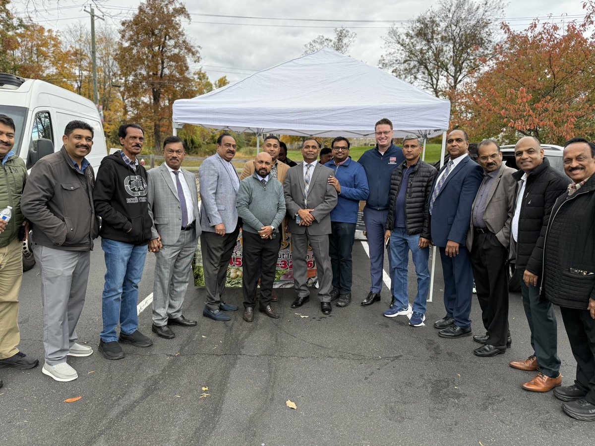 MarkSvensson's tweet image. Honored to attend FOLANA NY’s Convention, Youth Festival and Indian Food Festival in #StonyPoint. Big thanks to President Sajimon Antony, Paul Karukaplillil, Shaimi Jacob, Legislator Aney Paul, Noah George, and all the sponsors on the great success of yesterday’s events!