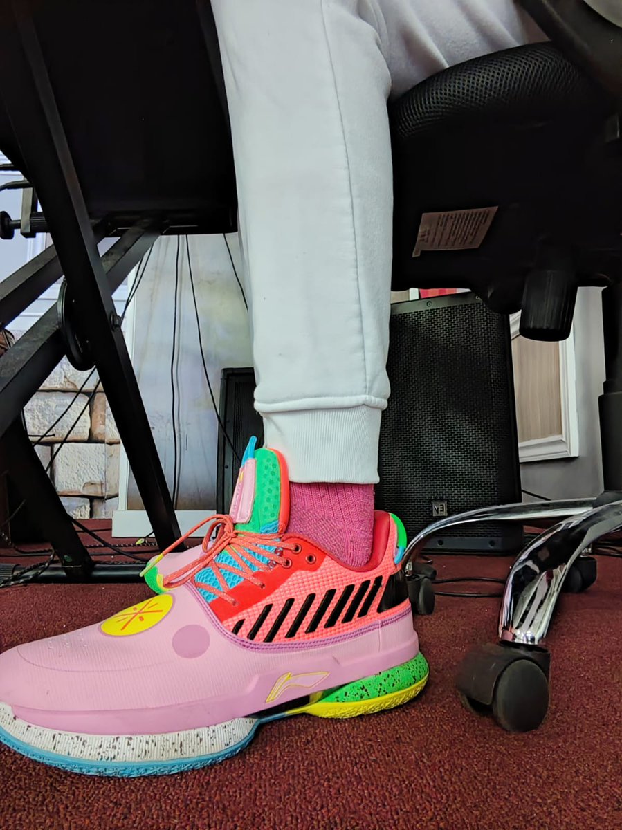 LRoyGentleman's tweet photo. #Kotd at church #WOW7. @karidaniels approved? https://t.co/8tOCnSsKwV