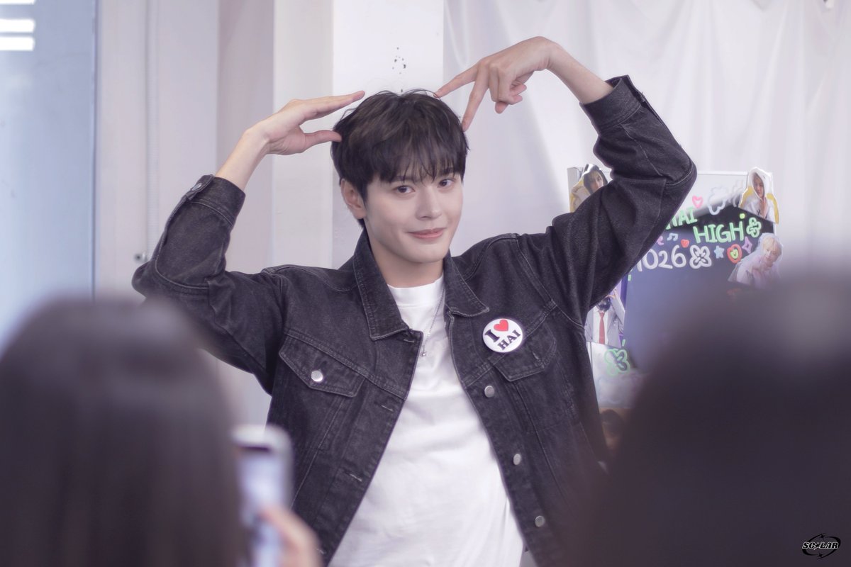 planetstarsolar's tweet photo. 251026 HAPPYHAIDAY
첫사랑 강냥이..💚

#당홍하이 #DANGHONGHAI 
#ダンホンハイ #邓红海 https://t.co/NL3NjVJbbC