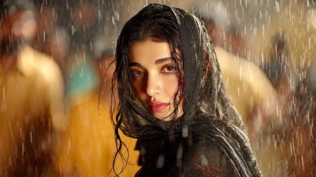 فلک جاوید نے پمیشہ ہر کسی کیلیئے آواز اُٹھائی ہے اور اُسکے لیئے ایسے خاموش رہنا زیادتی ہے، سب زیادہ سے زیادہ فلک جاوید کیلیئے آواز اُٹھائیں تاکہ فلک کو جلد سے جلد رہائی ملے۔۔!!