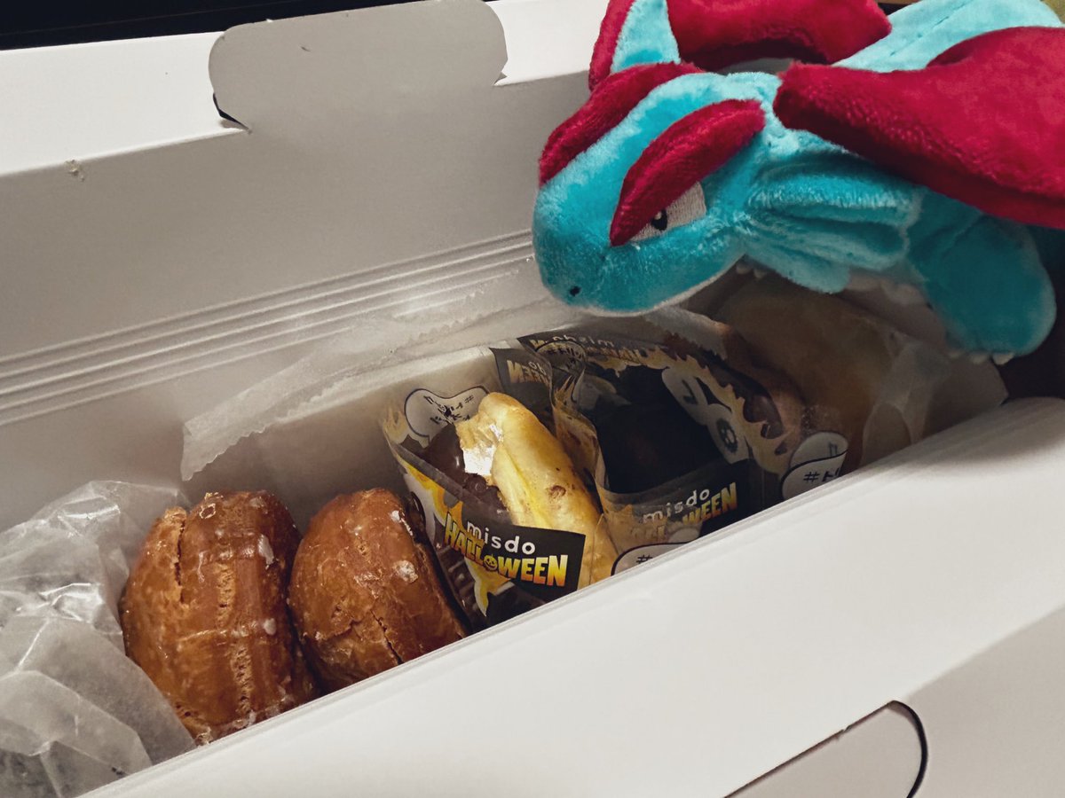 ❤️みーやん様❤️ 3人の動画お楽しみに🤘🏻🤍🤍 謎メンゆにば楽しすぎた（т-т）！