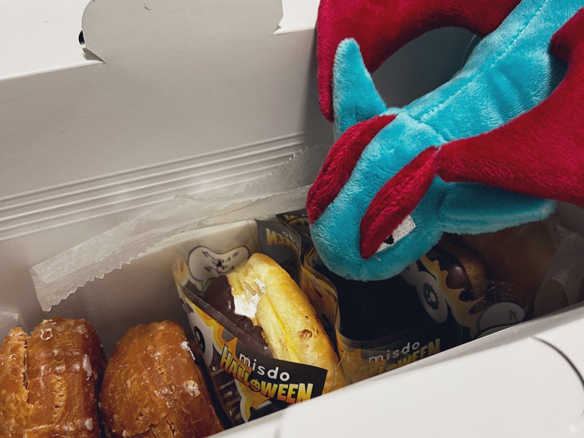 ❤️みーやん様❤️ 3人の動画お楽しみに🤘🏻🤍🤍 謎メンゆにば楽しすぎた（т-т）！