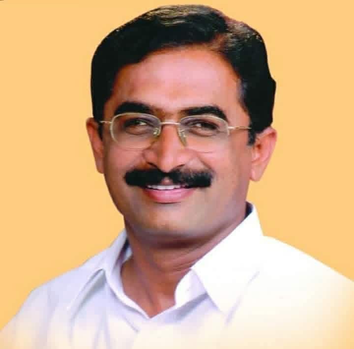 DMKARMY2026🏴🚩 (@dmkarmy2026) on Twitter photo பெரும் துயரச்செய்தியாக, திருப்பூர் கிழக்கு மாவட்டம் குண்டடம் ஒன்றிய முன்னாள் பெருந்தலைவரும்; குண்டடம் கிழக்கு ஒன்றிய கழகச் செயலாளருமான திரு. செந்தில்குமார் அவர்கள் மறைவெய்திய செய்தி அதிர்ச்சியளிக்கிறது.
அன்பிற்கினியவரை இழந்துவாடும் குடும்பத்தாருக்கும், கழக உடன்பிறப்புகளுக்கும், பெரும் துயரச்செய்தியாக, திருப்பூர் கிழக்கு மாவட்டம் குண்டடம் ஒன்றிய முன்னாள் பெருந்தலைவரும்; குண்டடம் கிழக்கு ஒன்றிய கழகச் செயலாளருமான திரு. செந்தில்குமார் அவர்கள் மறைவெய்திய செய்தி அதிர்ச்சியளிக்கிறது.
அன்பிற்கினியவரை இழந்துவாடும் குடும்பத்தாருக்கும், கழக உடன்பிறப்புகளுக்கும்,