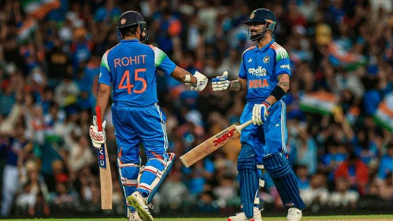 Md4k06's tweet photo. 🏏 मैदान बदल सकते हैं, लेकिन जुनून नहीं!
जीतने वाले वो नहीं जो हमेशा जीतते हैं, बल्कि वो हैं जो हर हार से सीखते हैं 🔥
#INDvsAUS #TeamIndia #RohitSharma #CricketLovers https://t.co/SKFPuOXYS3