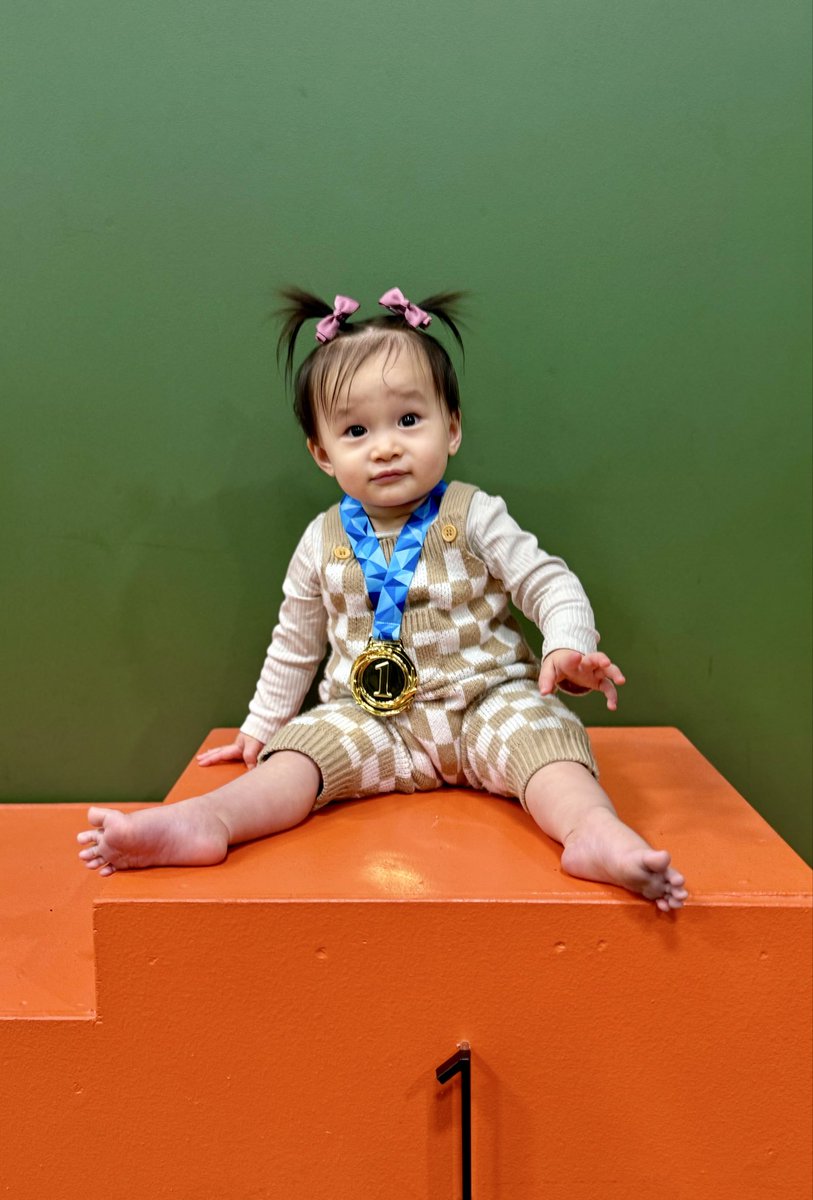 In March, my pickleball partner and I won a 20-team 4.0 DUPR tournament. I didn’t think I could ever top that accomplishment.

Well we just played a 35-team (!!!) tournament yesterday and won that one  😌

Does my baby know her daddy is a local pickleball superstar? 😂