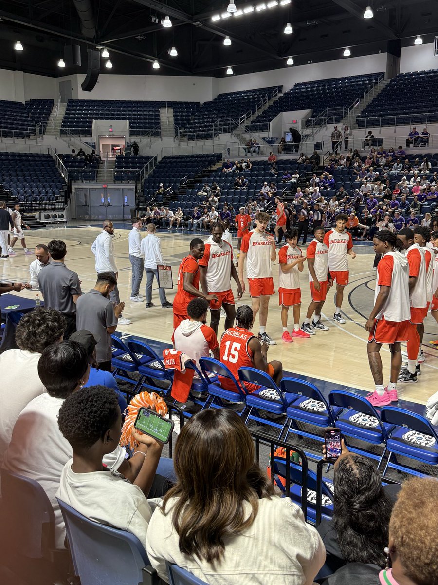 coachdmojack's tweet photo. Goodluck the rest of the way @KashieNatt1 , we are rooting for you every step of the way! 23 points, 5 rebounds, 3 assists and 3 steals and he’s just getting started! #FAILHARDER #createCHAOS https://t.co/ZCvitrramL