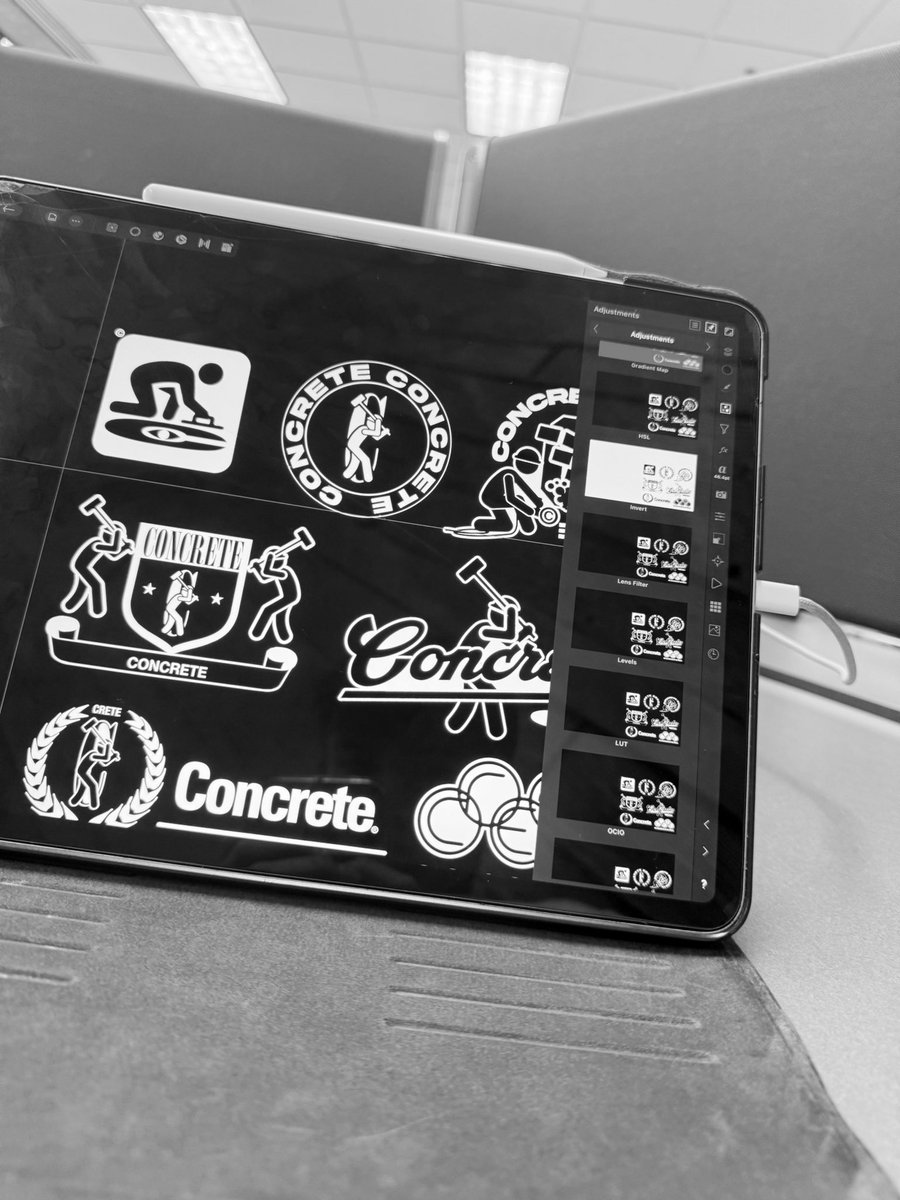 Terms Digital ⊕ tweet media