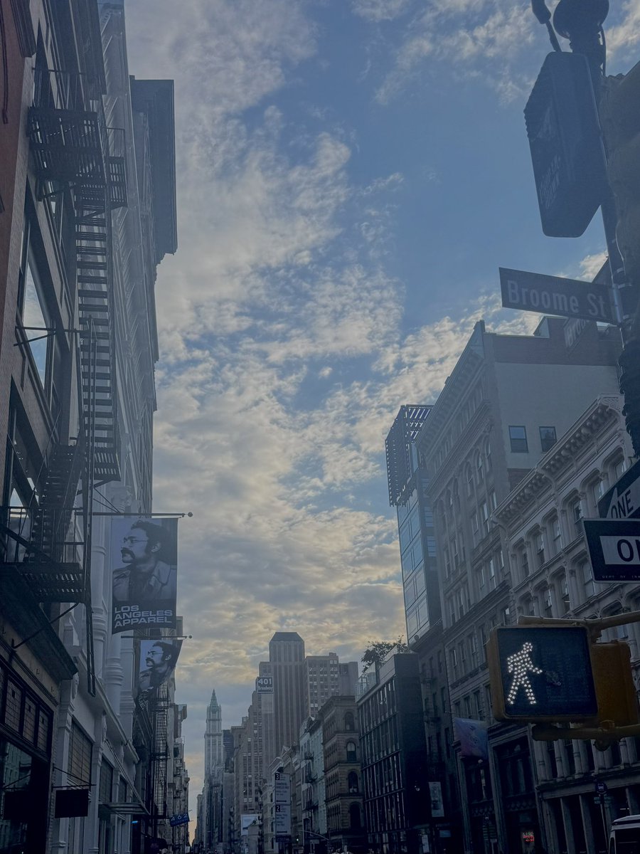 Terms Digital ⊕ tweet media