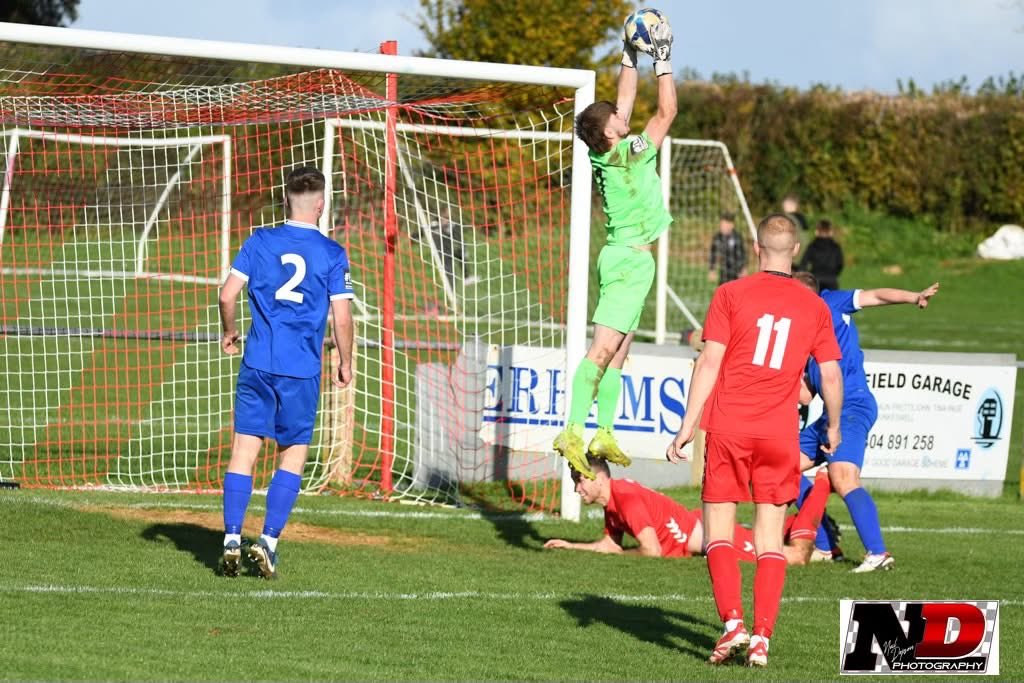 Yesterdays action ⚽️📷<a href="/Combe_FC/">Combe St Nicholas FC</a> 2- vs imperial fc 0 in Div 1 <a href="/somersetcfl/">Somerset County FL</a> . <a href="/swsportsnews/">South West Sports News</a>  <a href="/paulsconvey/">Paul Jenkins</a>  <a href="/chardandilynews/">Chard and Ilminster News</a> <a href="/NonLeaguePaper/">The Non-League Paper</a> <a href="/NonLeaguePhoto/">Non League Photographers</a>  <a href="/NonLeagueCrowd/">Non League Crowds</a> 
More pics m.facebook.com/story.php?stor…